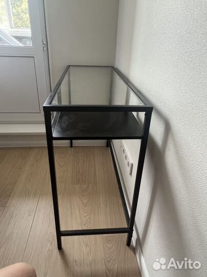 Письменный стол прозрачный метал