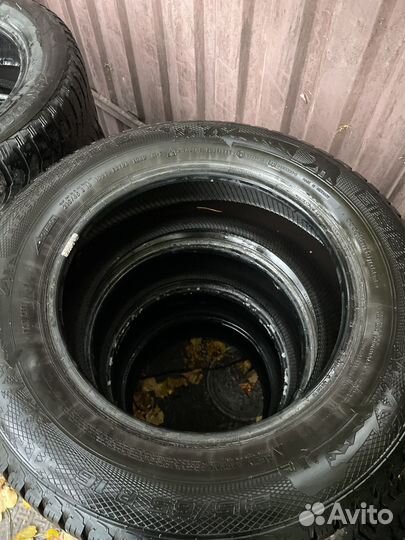 Continental Conti4x4IceContact 215/65 R16 102T