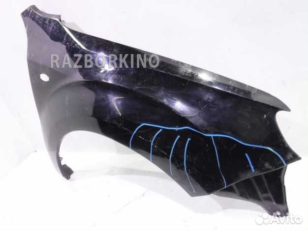 Крыло переднее правое