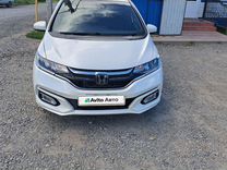 Honda Fit 1.3 CVT, 2017, 35 000 км, с пробегом, цена 1 400 000 руб.