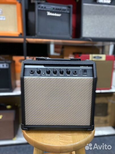 Комбоусилитель для электрогитары