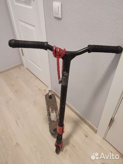 Трюковой самокат oxelo