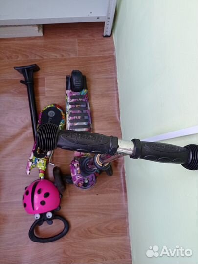 Самокат детский трехколесный с сиденьем