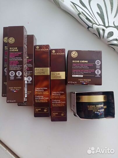 Riche crème Ив Роше