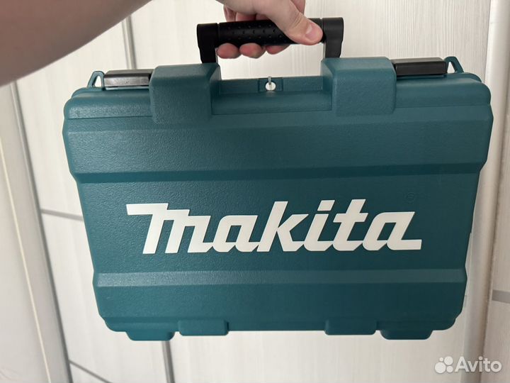 Дрель шуруповерт Makita DF347DWE