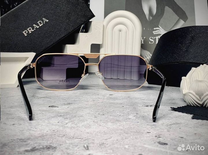 Очки Prada с поляризацией