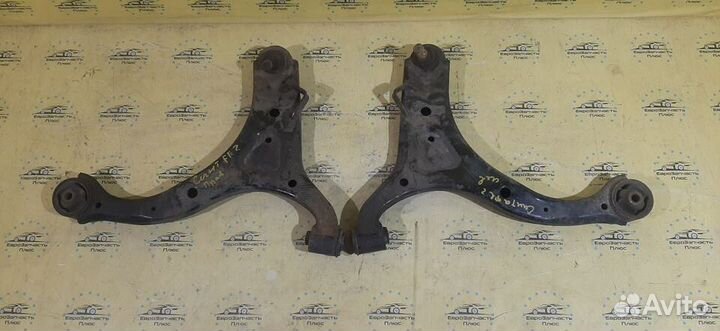 Рычаг передний Hyundai Santa Fe 2