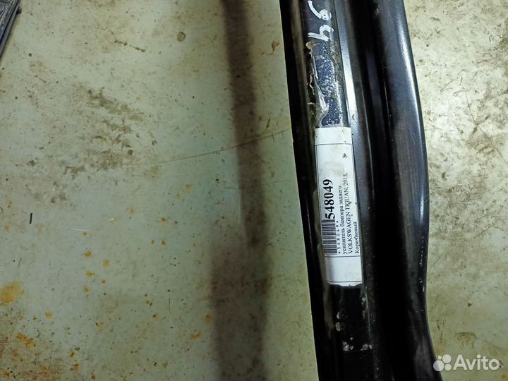 Volkswagen tiguan 2018 усилитель бампера заднего