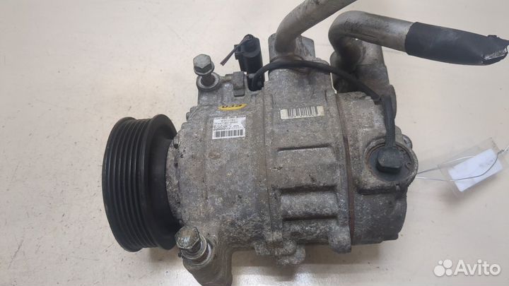 Компрессор кондиционера Audi A4 (B6), 2004