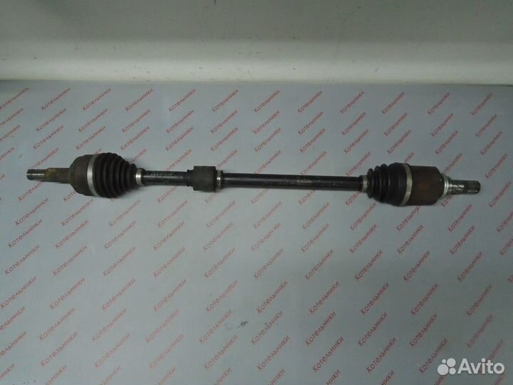 Nissan 39100-JX00A Вал приводной правый