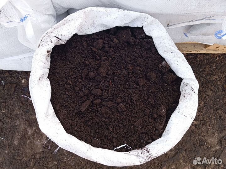 Земля плодородная в мешках