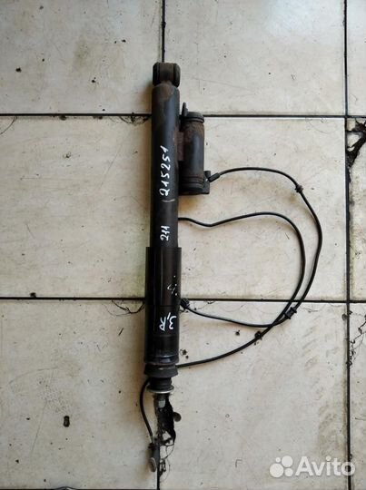 Стойки задние w211 E-class 271.941 2004