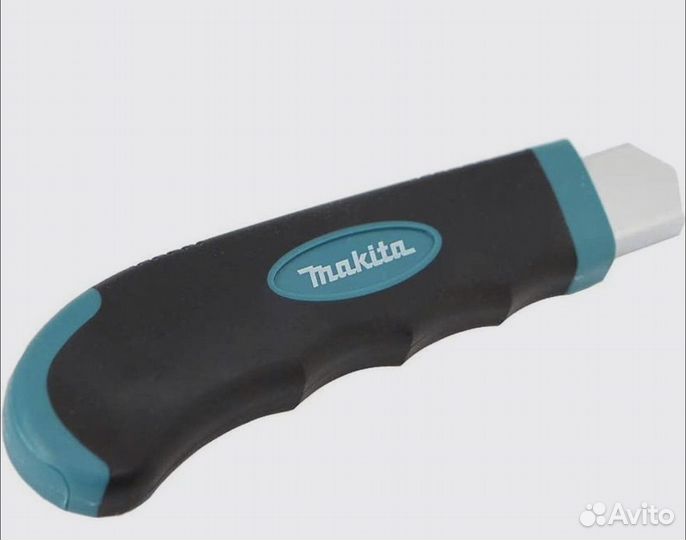 Нож с сегментированным лезвием (8 лезвий), Makita