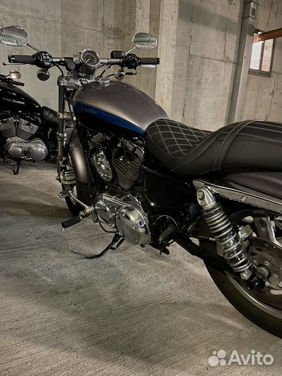 Harley Davidson XL1200C Sportster Custom