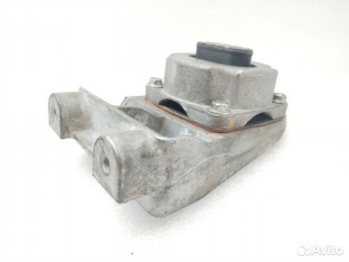 Подушка АКПП Chrysler 300C LX 2.7 2004