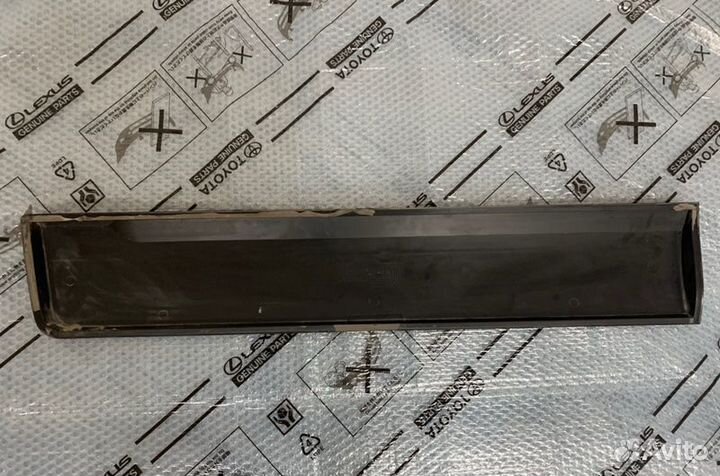 Накладка кузова передняя левая Renault Duster 2