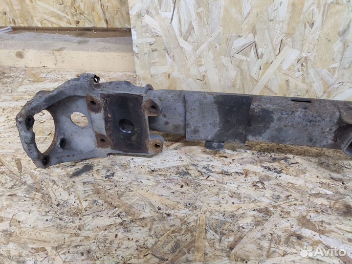 Балка задняя Dodge Caravan 4