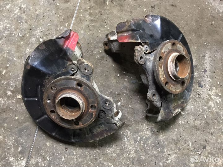 Поворотный кулак на volkswagen polo