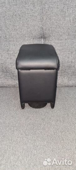 Подлокотник на kia rio 4