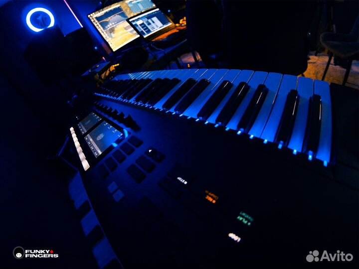 Студия звукозаписи / Запись песни под ключ