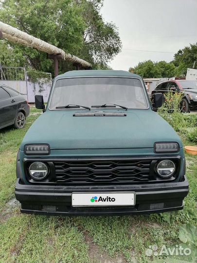 LADA 4x4 (Нива) 1.7 МТ, 2003, 200 000 км