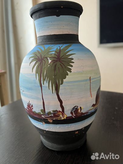 Глиняный кувшин