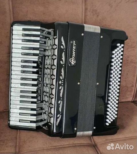 Аккордеон Юпитер,новый,в упаковке, готововыборный