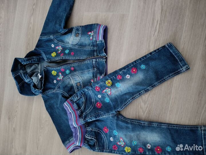 Джинсовый комбинезон для девочки