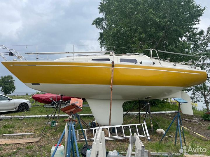 Яхта Comfort 30