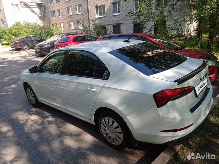 Skoda Rapid 1.6 AT, 2021, 65 000 км