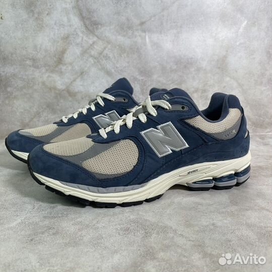 New Balance 2002R 