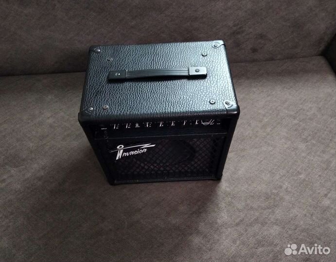 Комбоусилитель Invasion GX25R