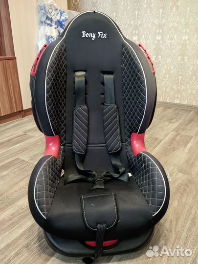 Детское автомобильное кресло