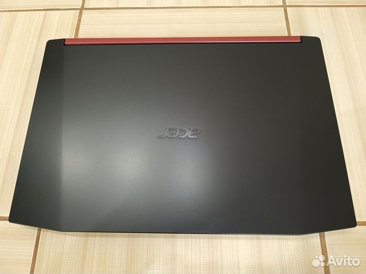 Игровой ноутбук Acer Nitro AN515-51-584H