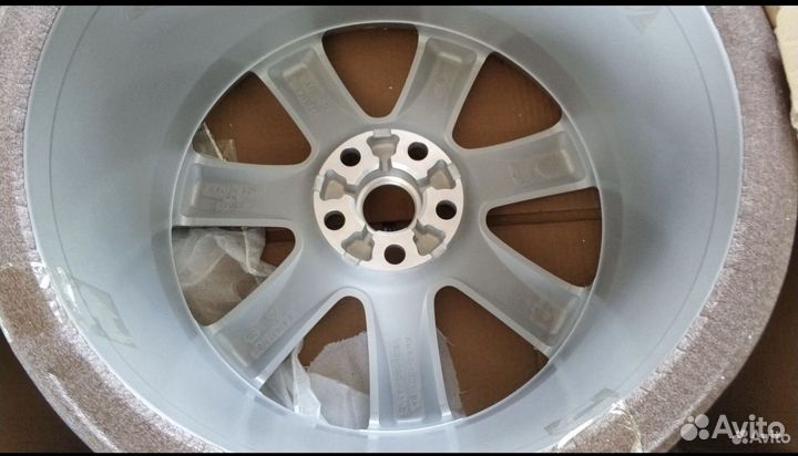 Разноширокие новые диски от Jaguar