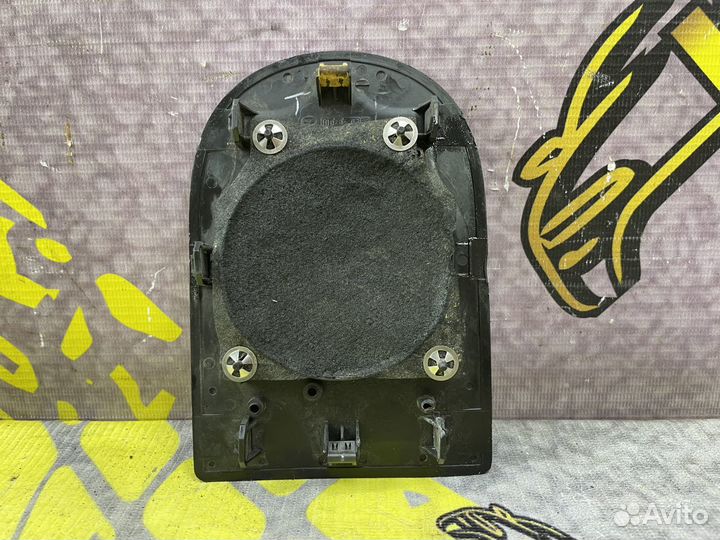 Сетка динамика в торпедо Mazda CX 7 Мазда сх7