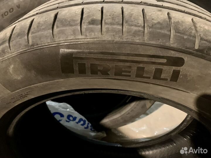 Pirelli P Zero PZ4 235/55 R18 100V