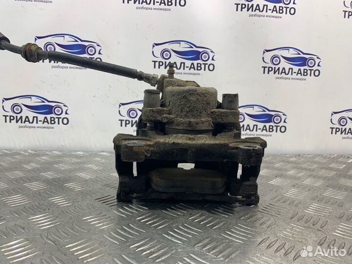 Суппорт передний левый Land Rover Freelander 2