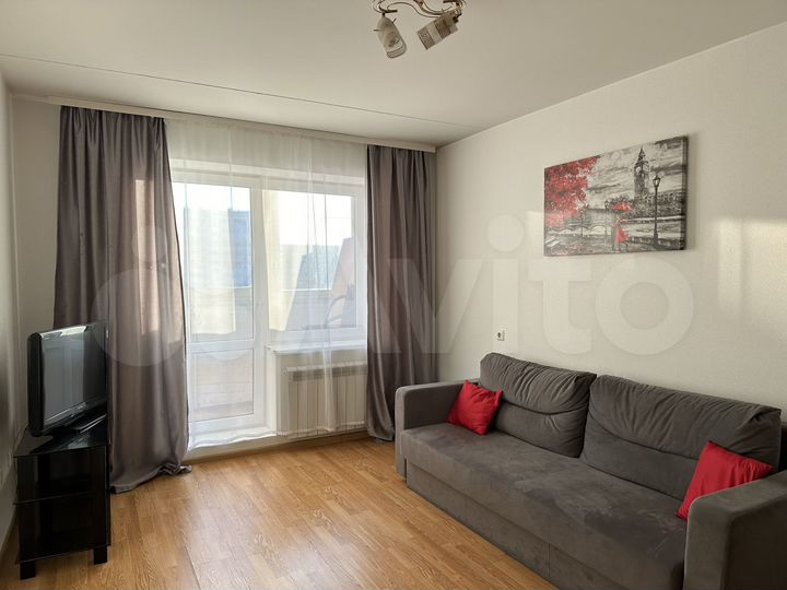 1-к. квартира, 42 м², 4/18 эт.