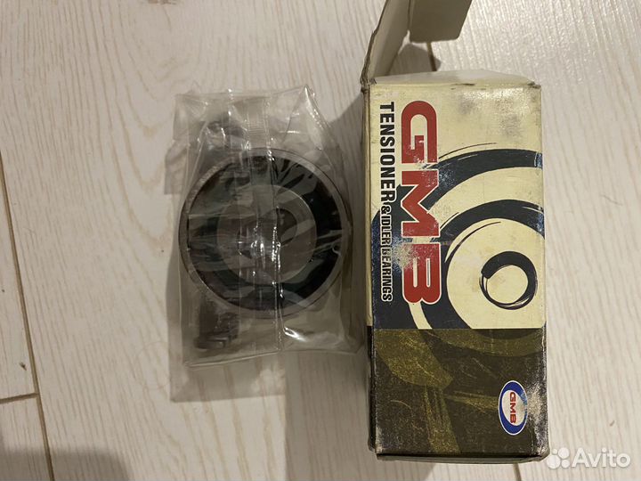 Ролик натяжной ремня грм toyota