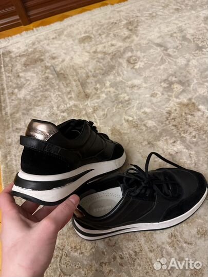 Женские крооссовки эконика 39р