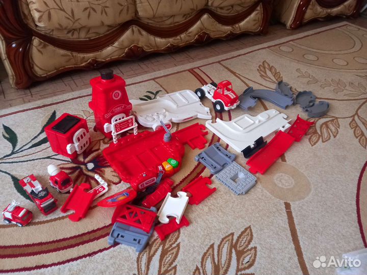 Парковка и железная дорога