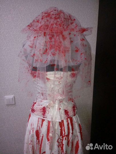 Костюм на хэллоуин