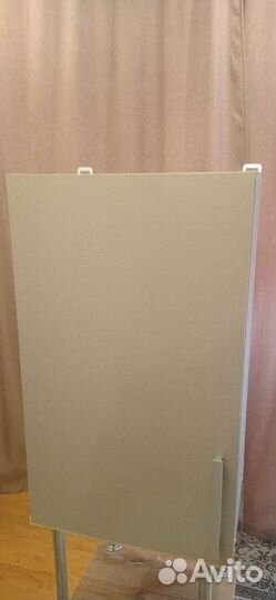 Шкафчик навесной