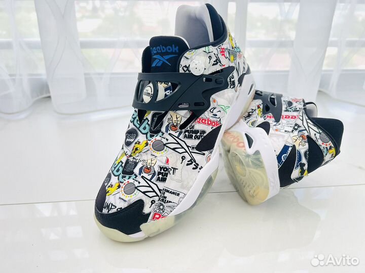 Кроссовки reebok pump court 'sticker city