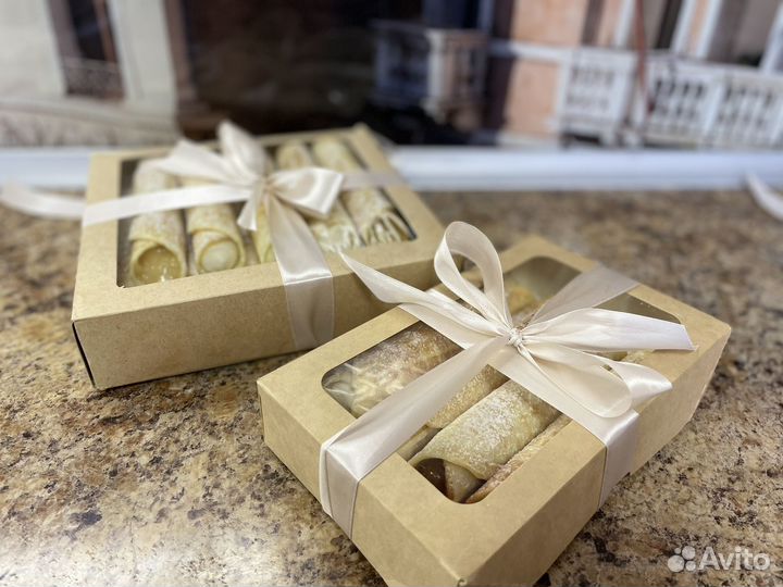 Вафельные трубочки, десерт