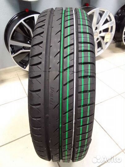 Viatti Strada Asimmetrico V-130 175/70 R14 84H