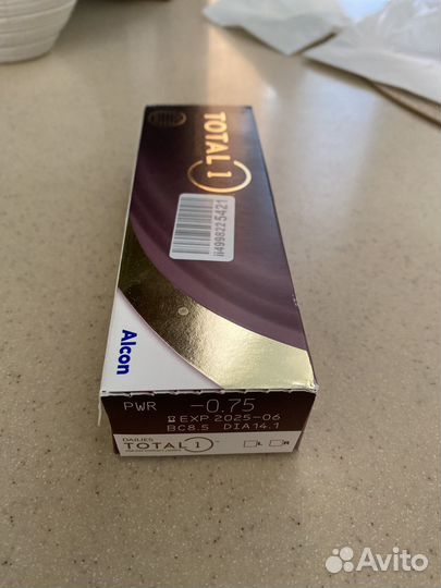 Линзы контактные однодневные Alcon total1 -0.75