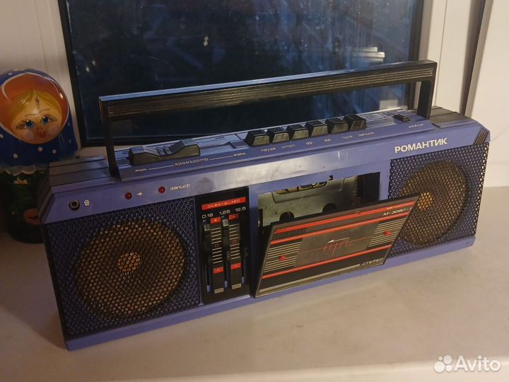 Магнитофон романтик бу. читайте описание