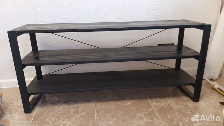 Этажерка под тв